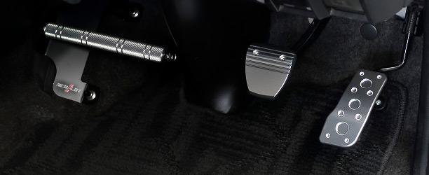 トヨタ ハイエース(TRH200V)