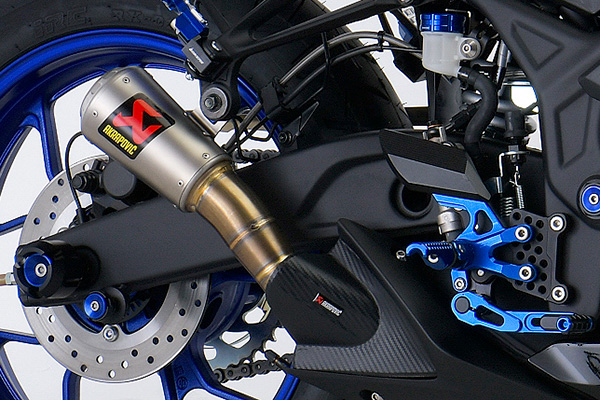 yzf-r25 アクラポビッチ レーシングライン カーボン